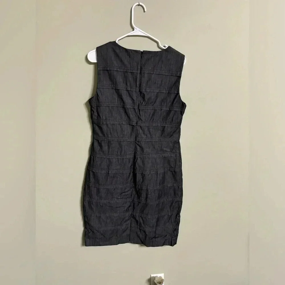 Calvin Klein Dress Women’s Size 12 Gray Sleeveless Knee Length Sheath